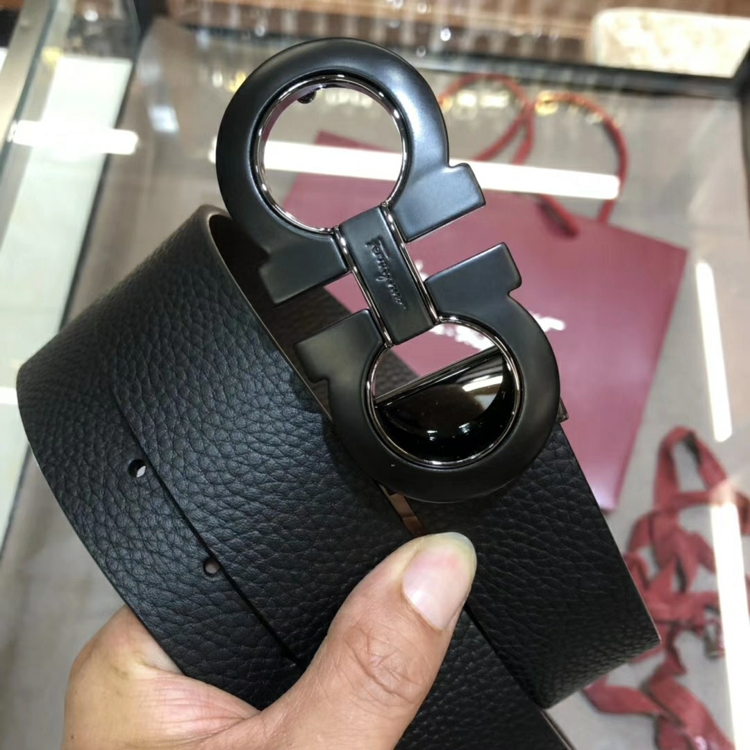 Salvatore Ferragamo Belt in Black