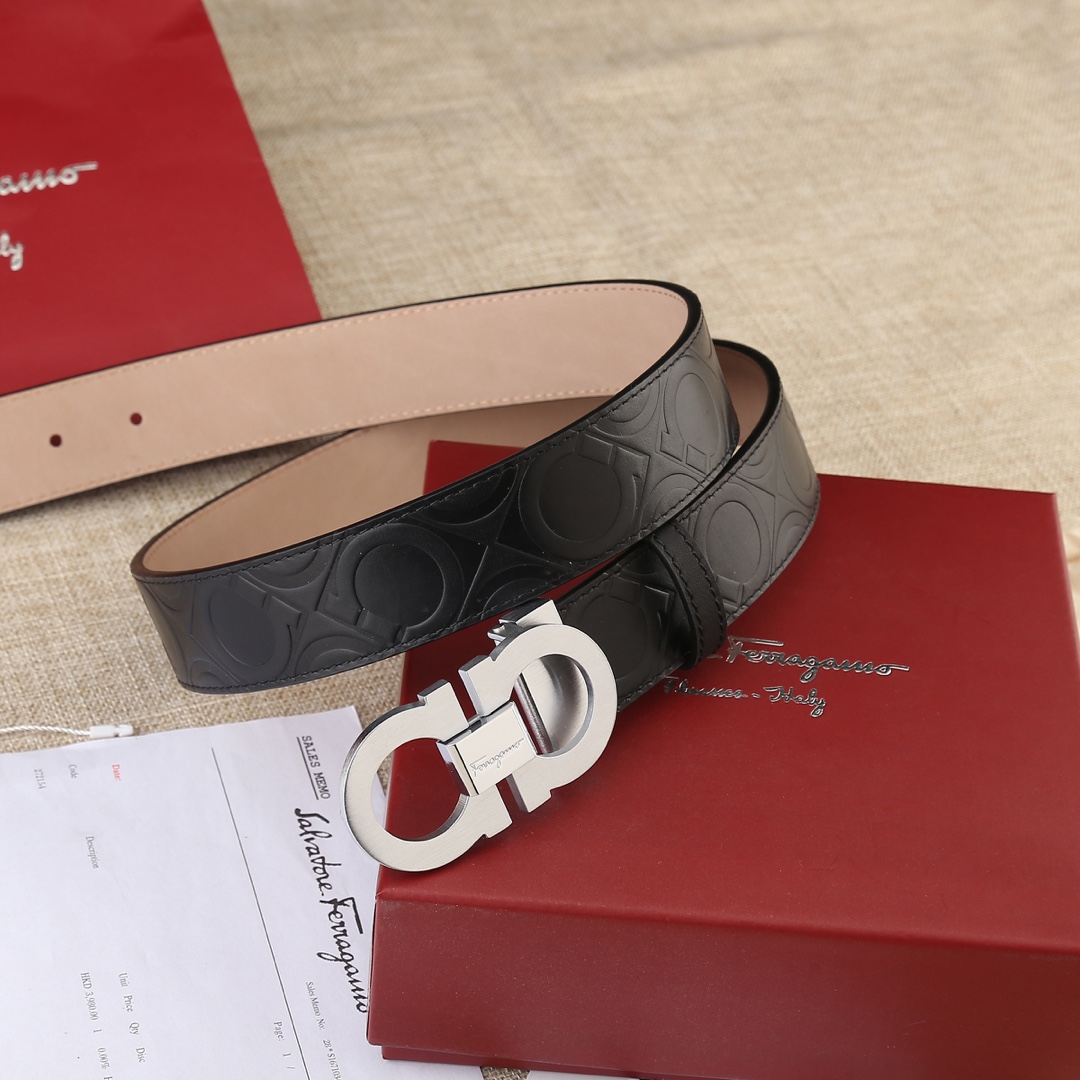 Salvatore Ferragamo Belt in Black