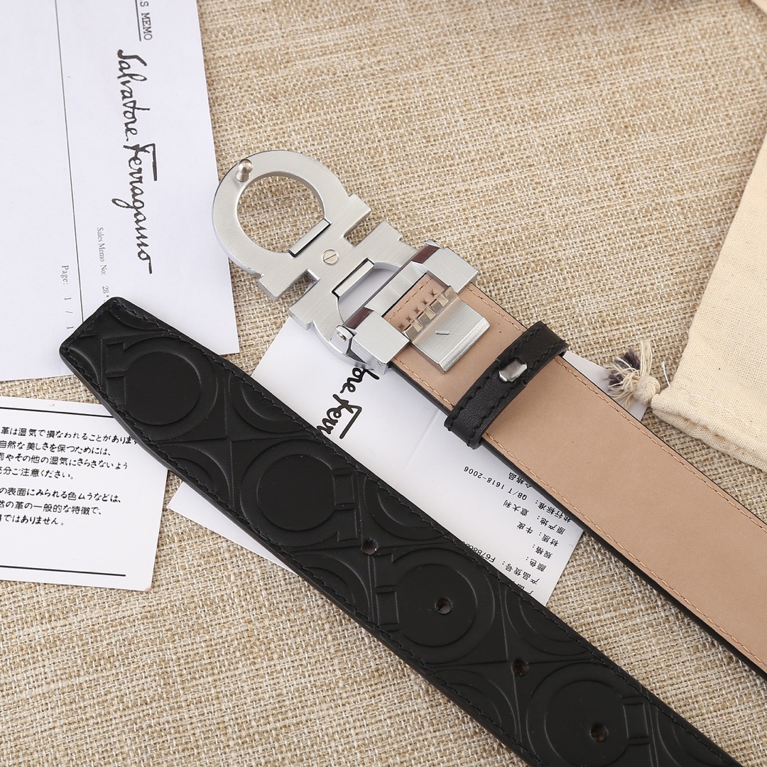 Salvatore Ferragamo Belt in Black