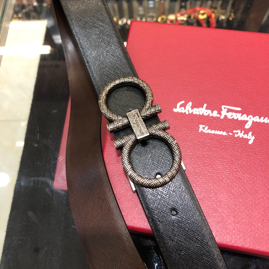 Salvatore Ferragamo Belt in Black