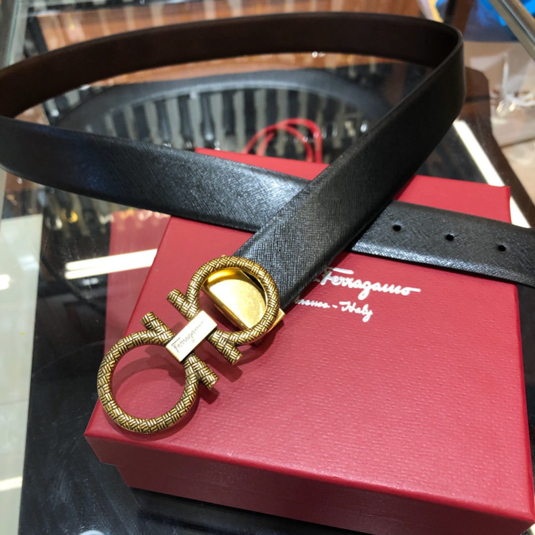 Salvatore Ferragamo Belt in Black