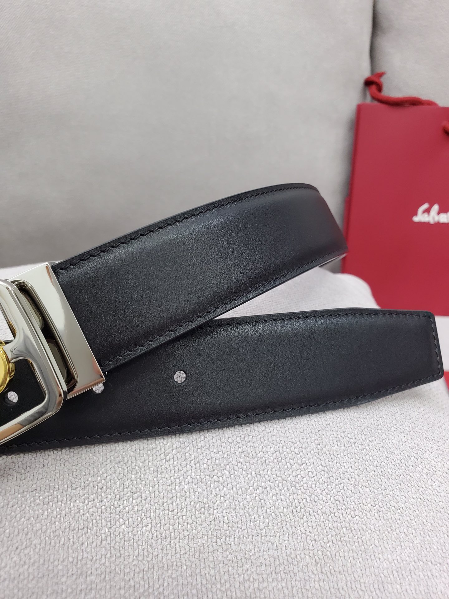 Salvatore Ferragamo Belt in Black