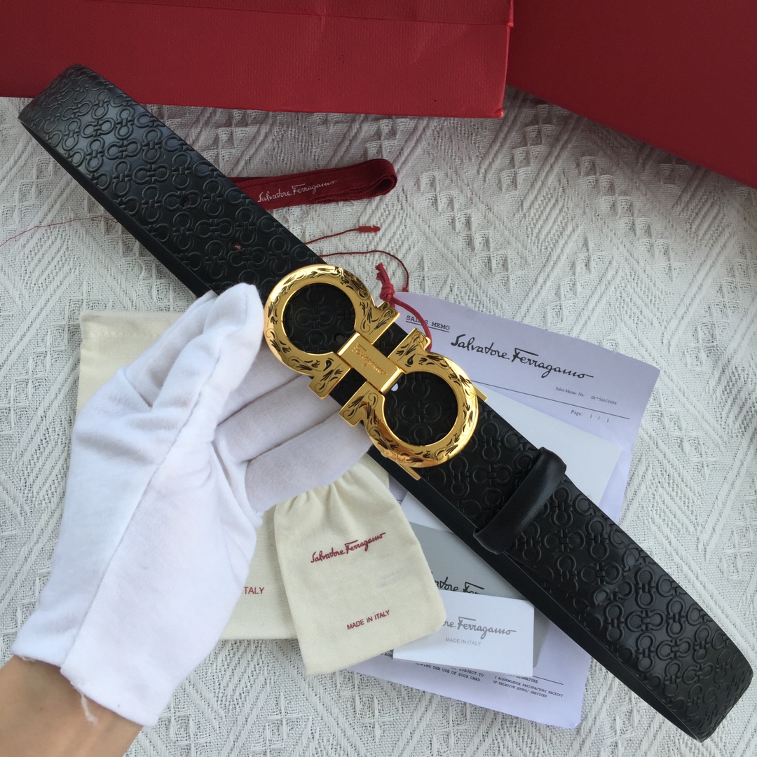 Salvatore Ferragamo Belt in Black