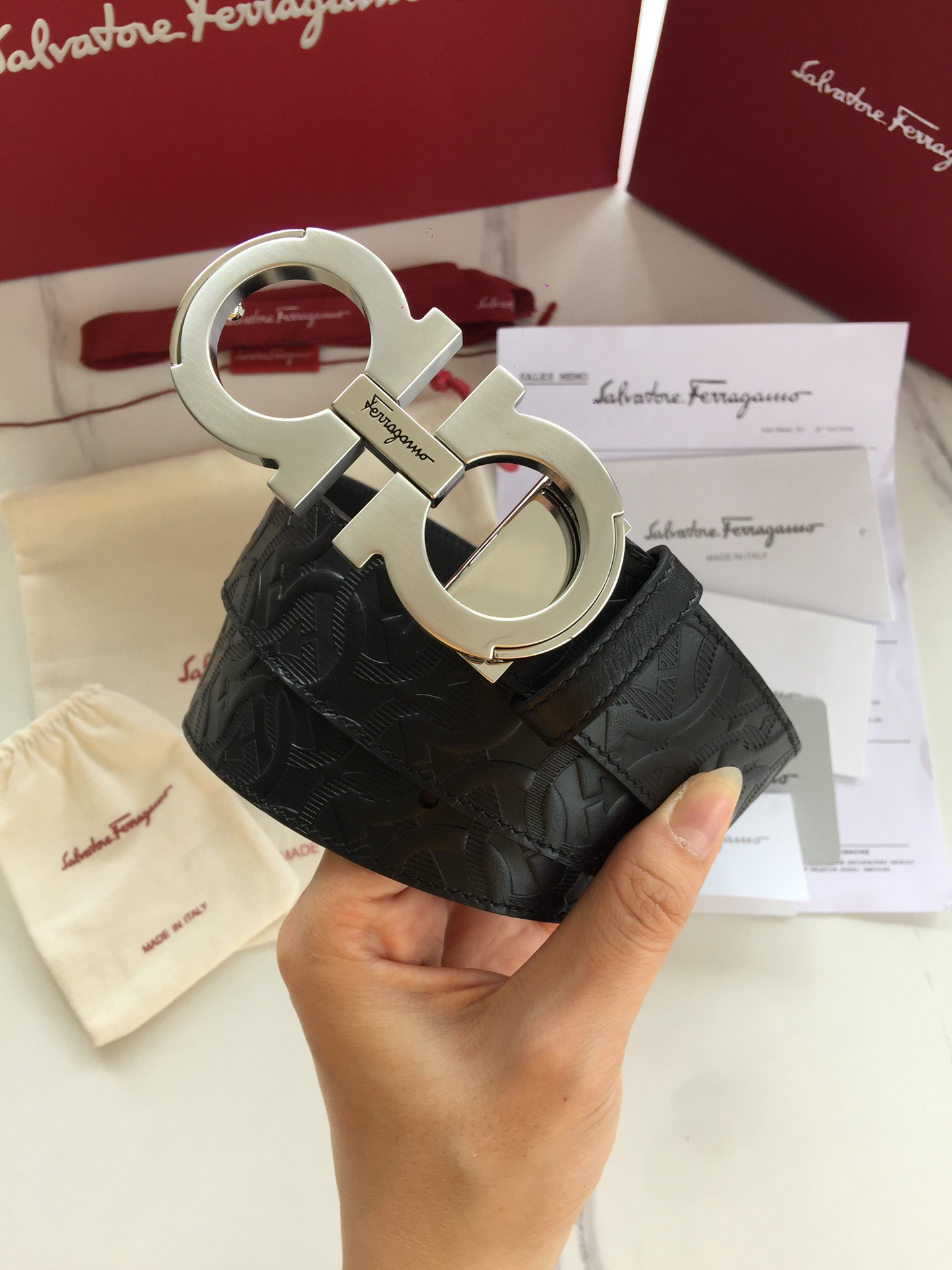 Salvatore Ferragamo Belt in Black