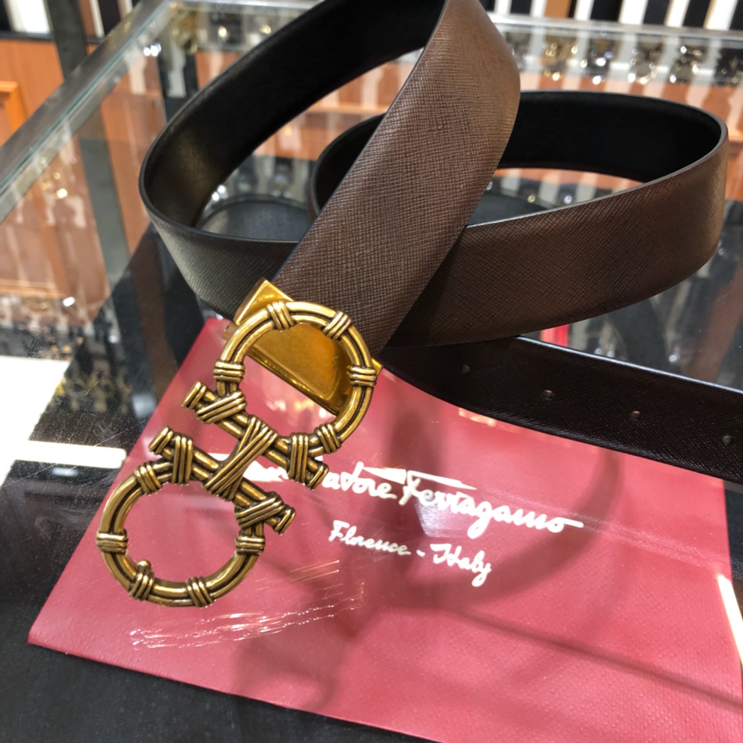 Salvatore Ferragamo Belt in Black