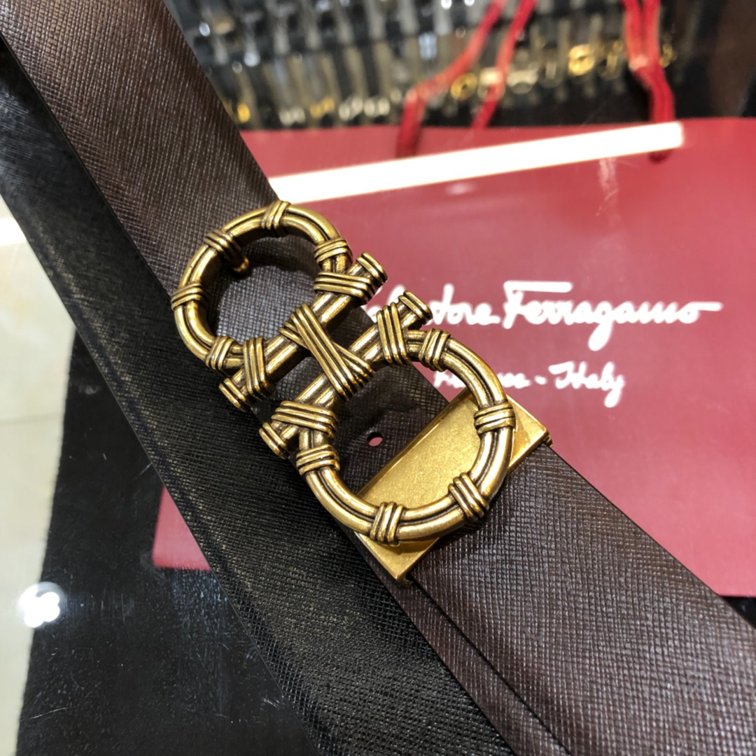 Salvatore Ferragamo Belt in Black