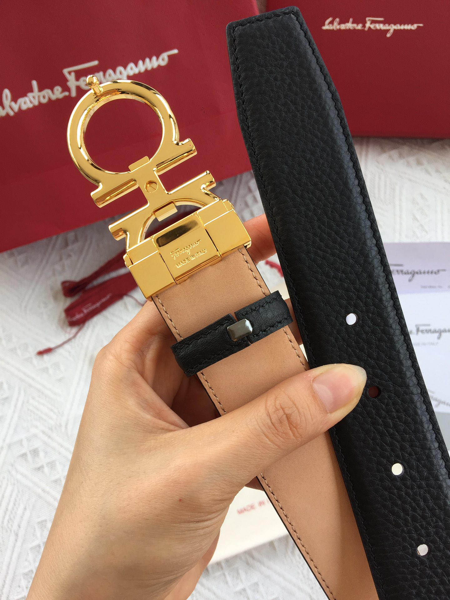 Salvatore Ferragamo Belt in Black