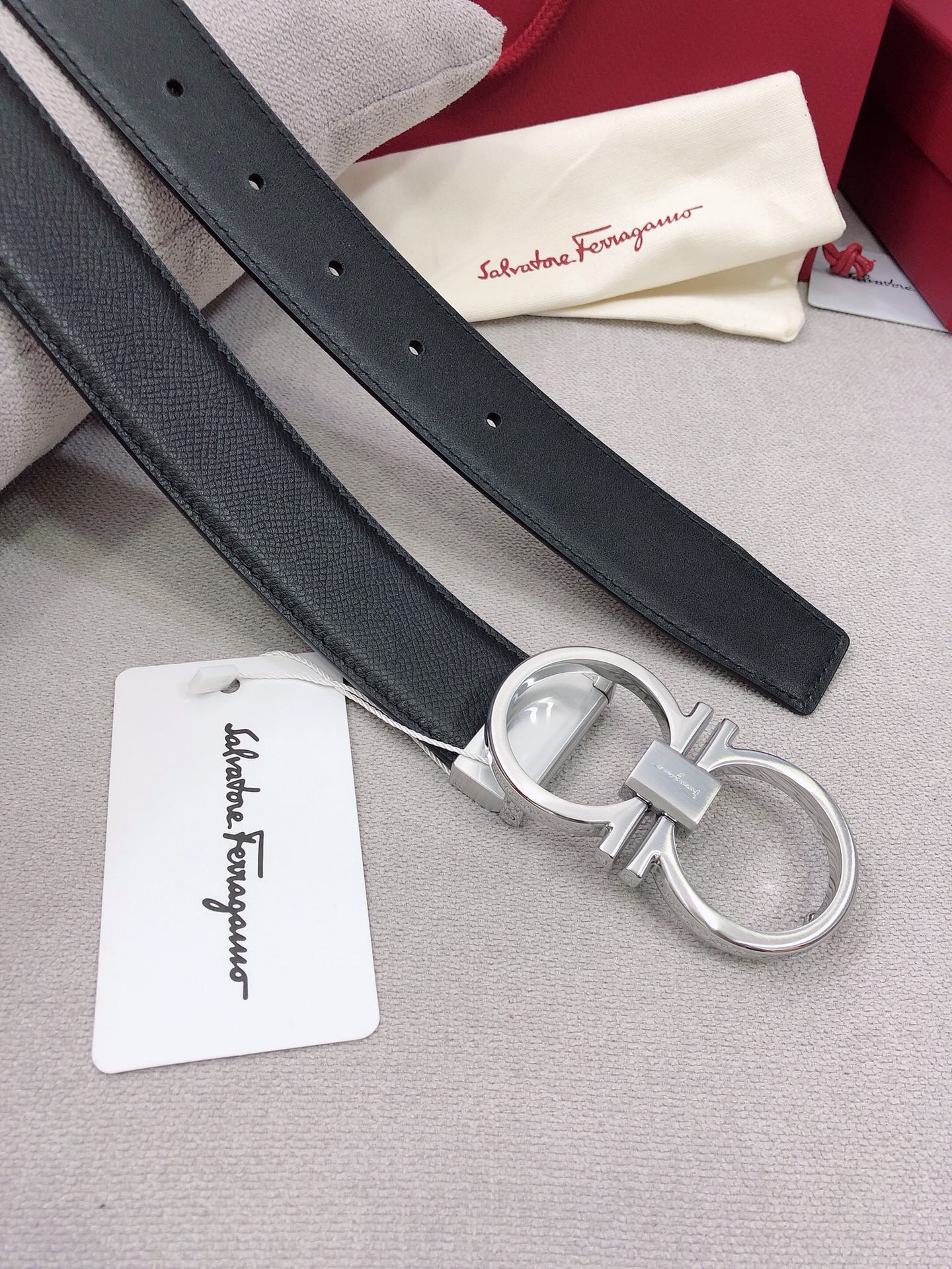 Salvatore Ferragamo Belt in Black