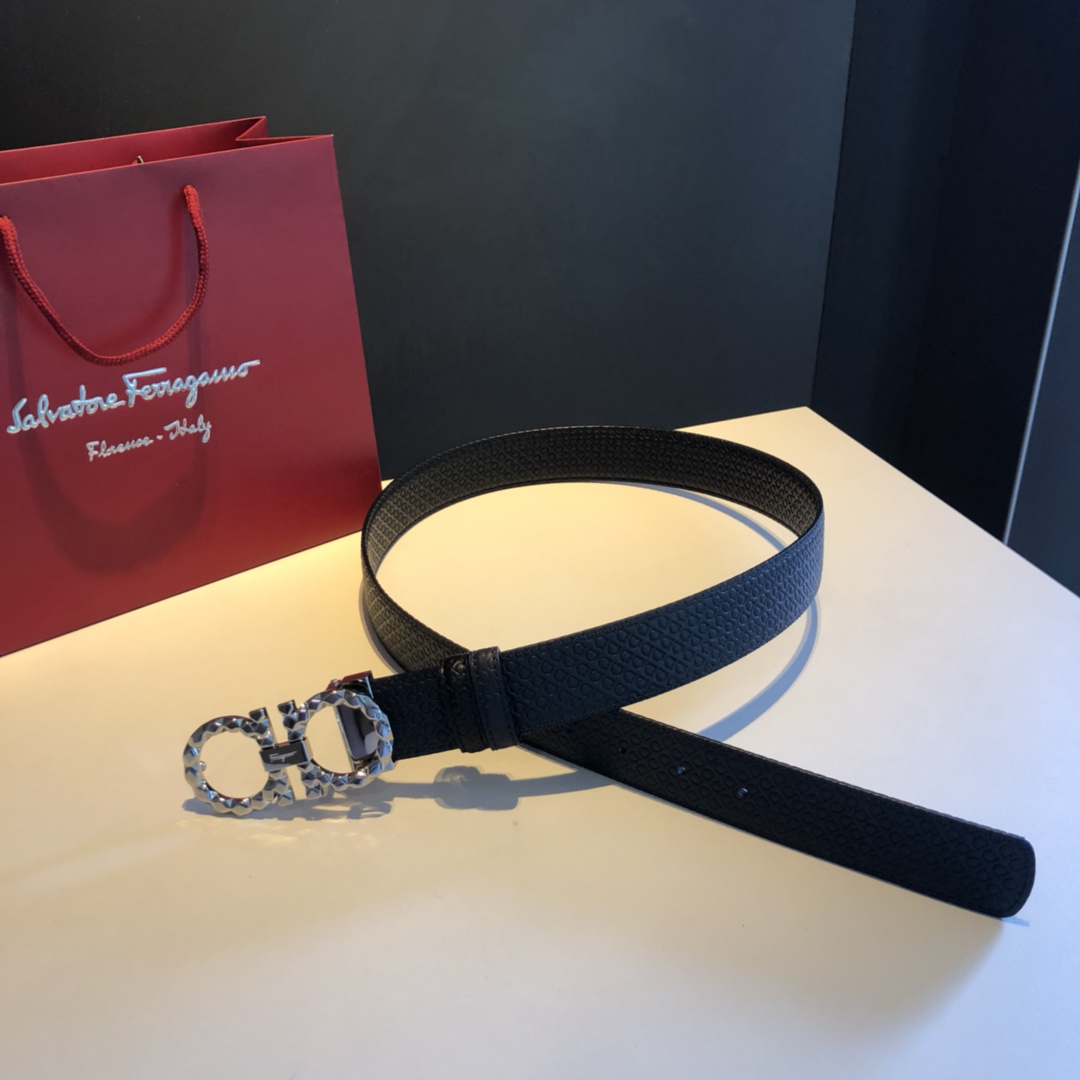 Salvatore Ferragamo Belt in Black