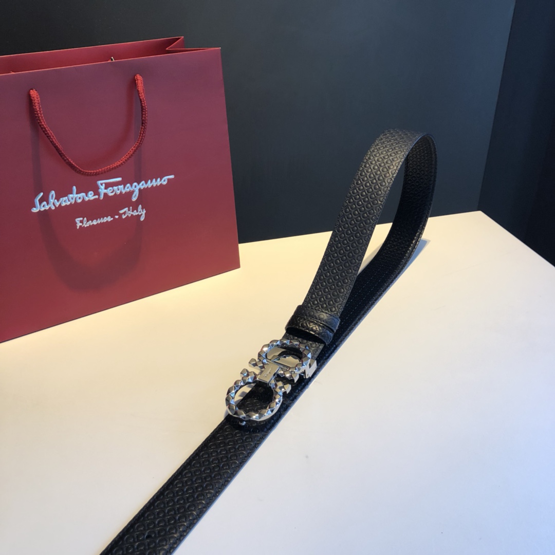 Salvatore Ferragamo Belt in Black