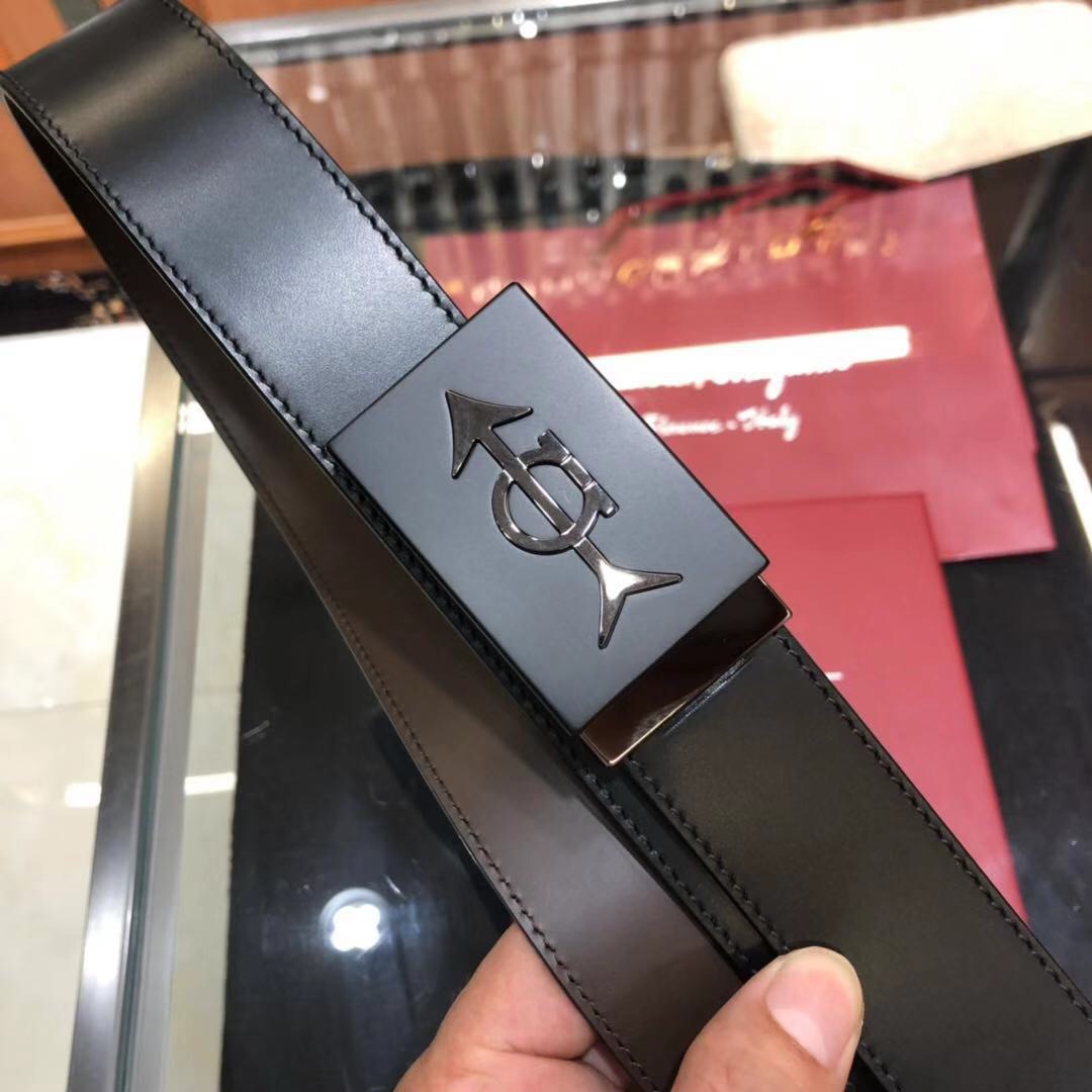 Salvatore Ferragamo Belt in Black