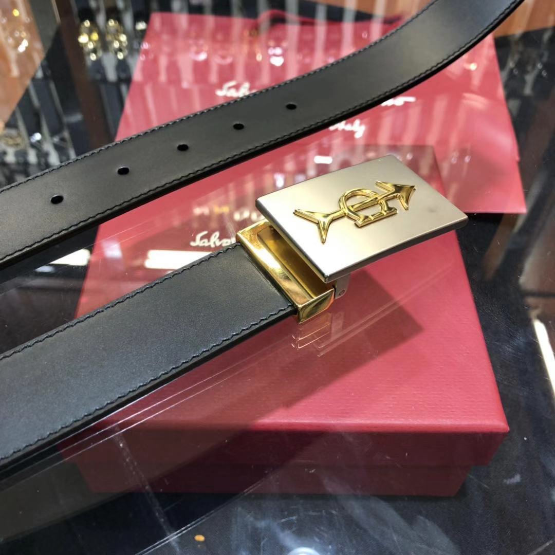 Salvatore Ferragamo Belt in Black