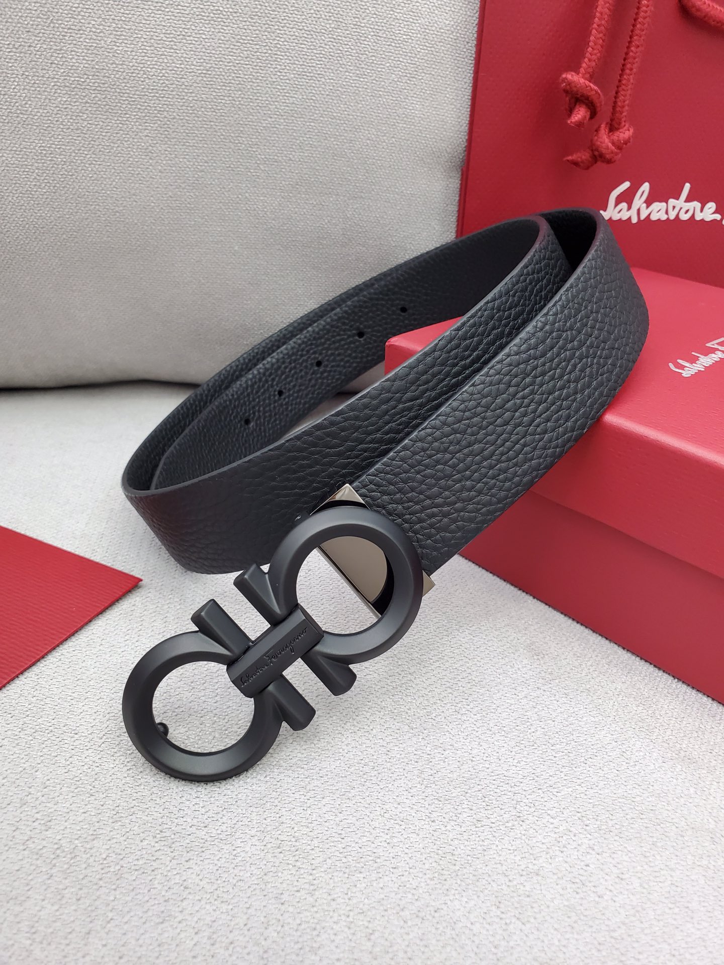 Salvatore Ferragamo Belt in Black