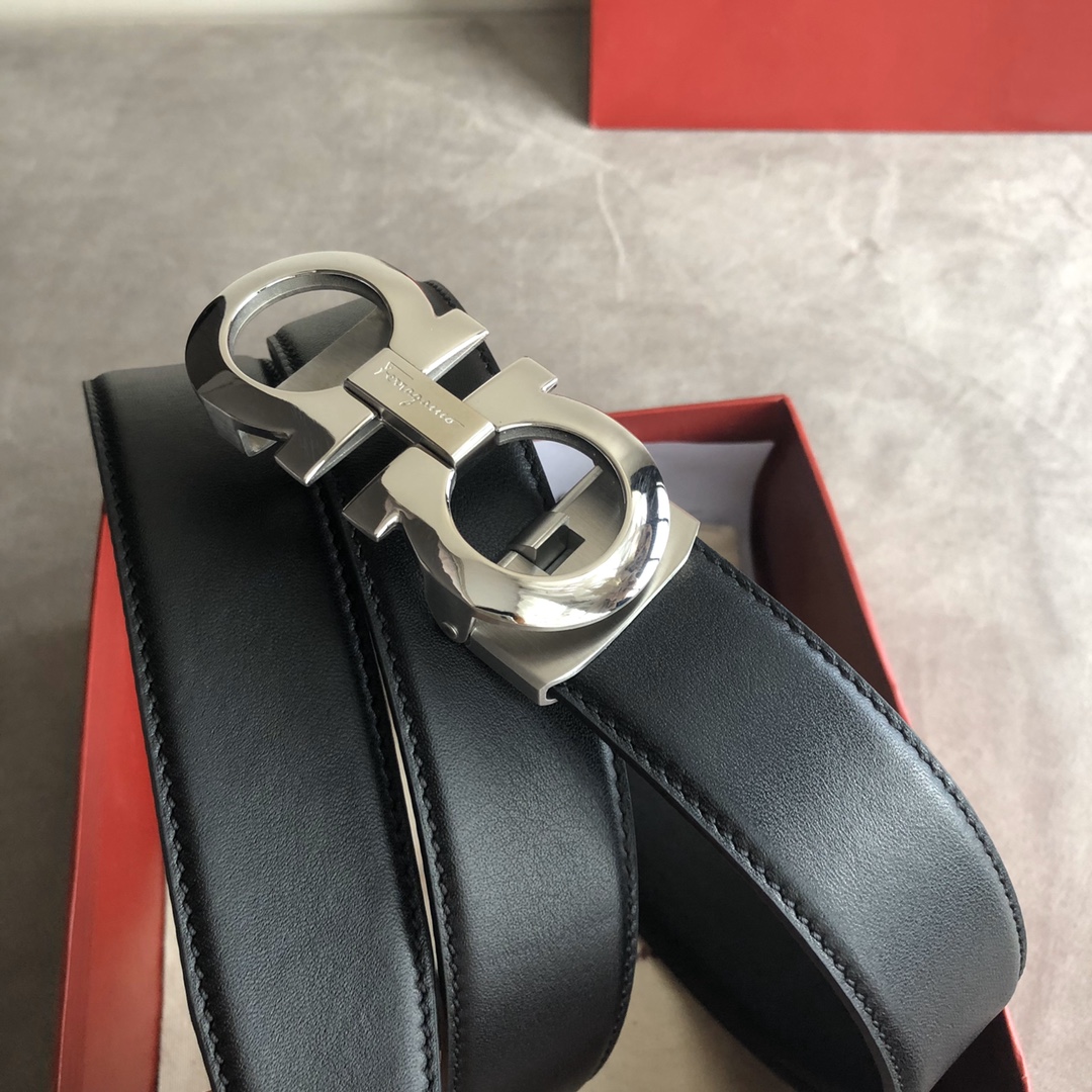 Salvatore Ferragamo Belt in Black