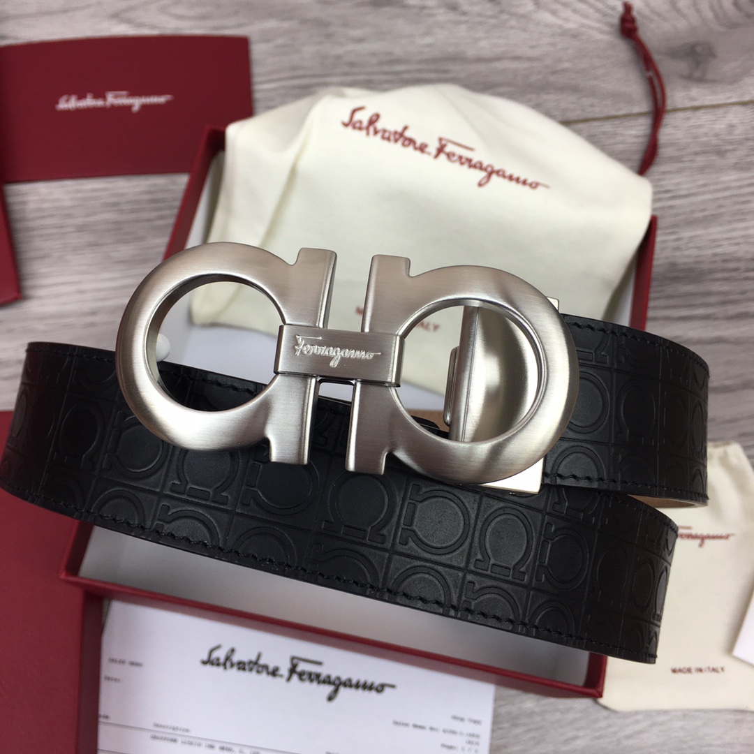 Salvatore Ferragamo Belt in Black