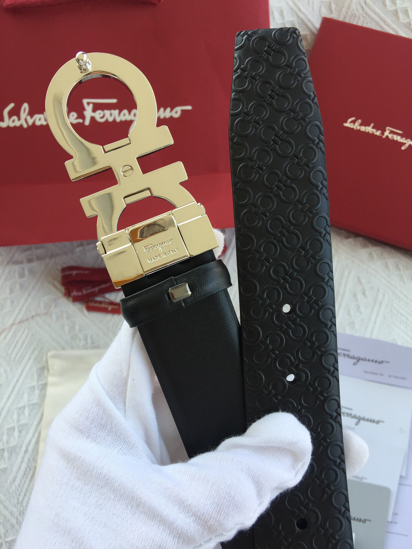 Salvatore Ferragamo Belt in Black