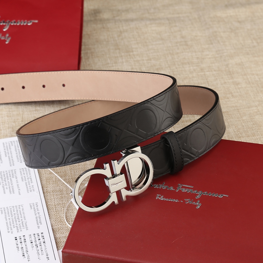 Salvatore Ferragamo Belt in Black