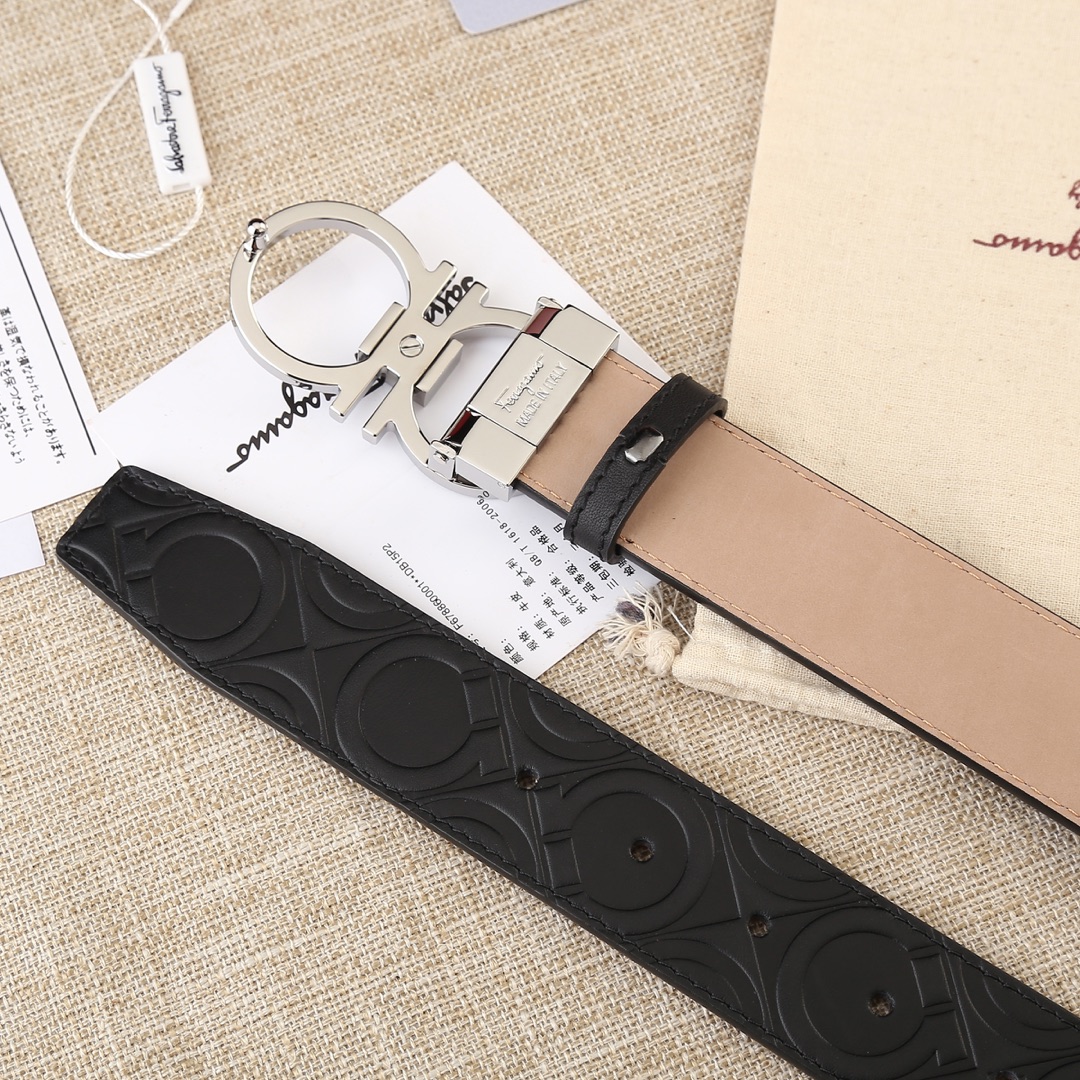 Salvatore Ferragamo Belt in Black