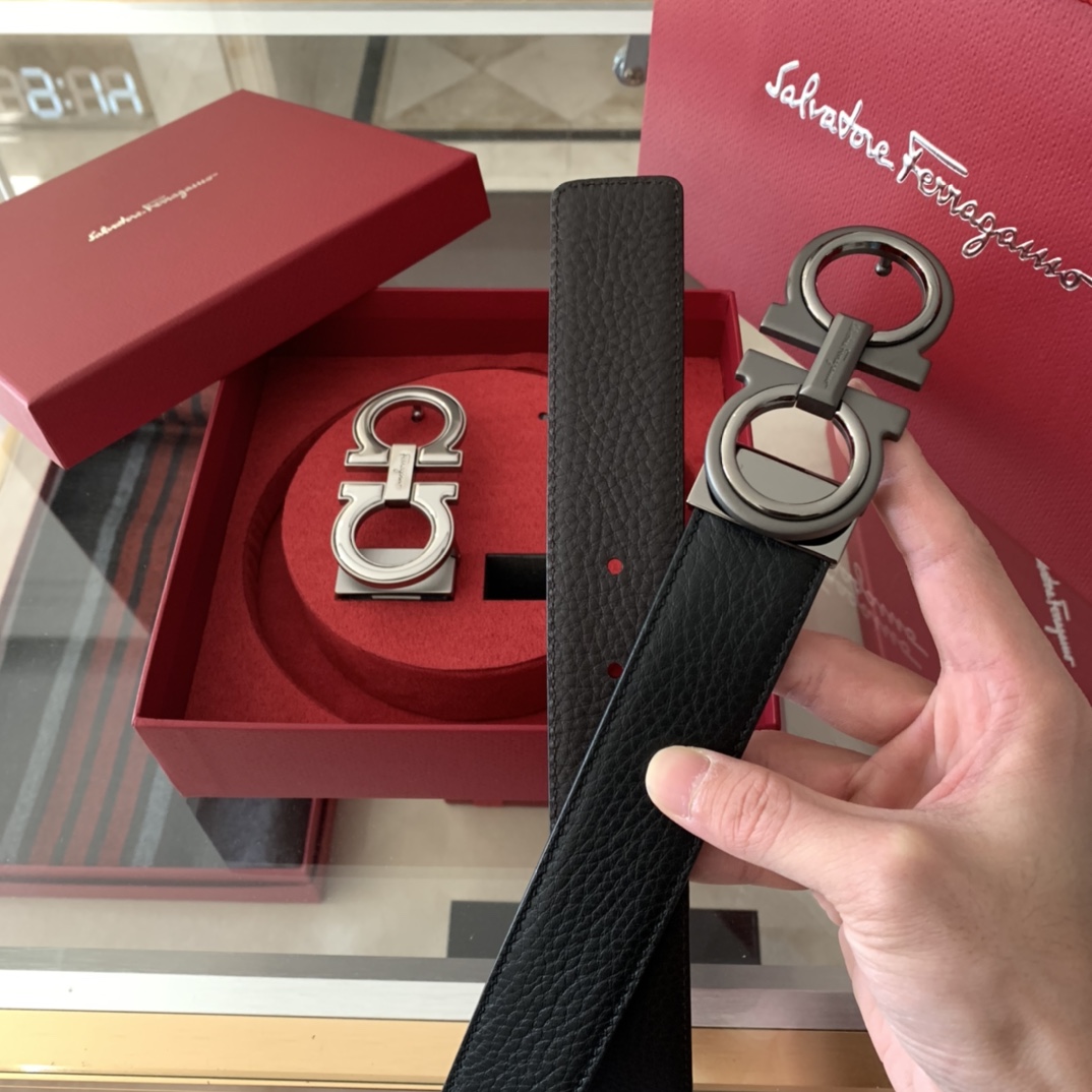 Salvatore Ferragamo Belt in Black