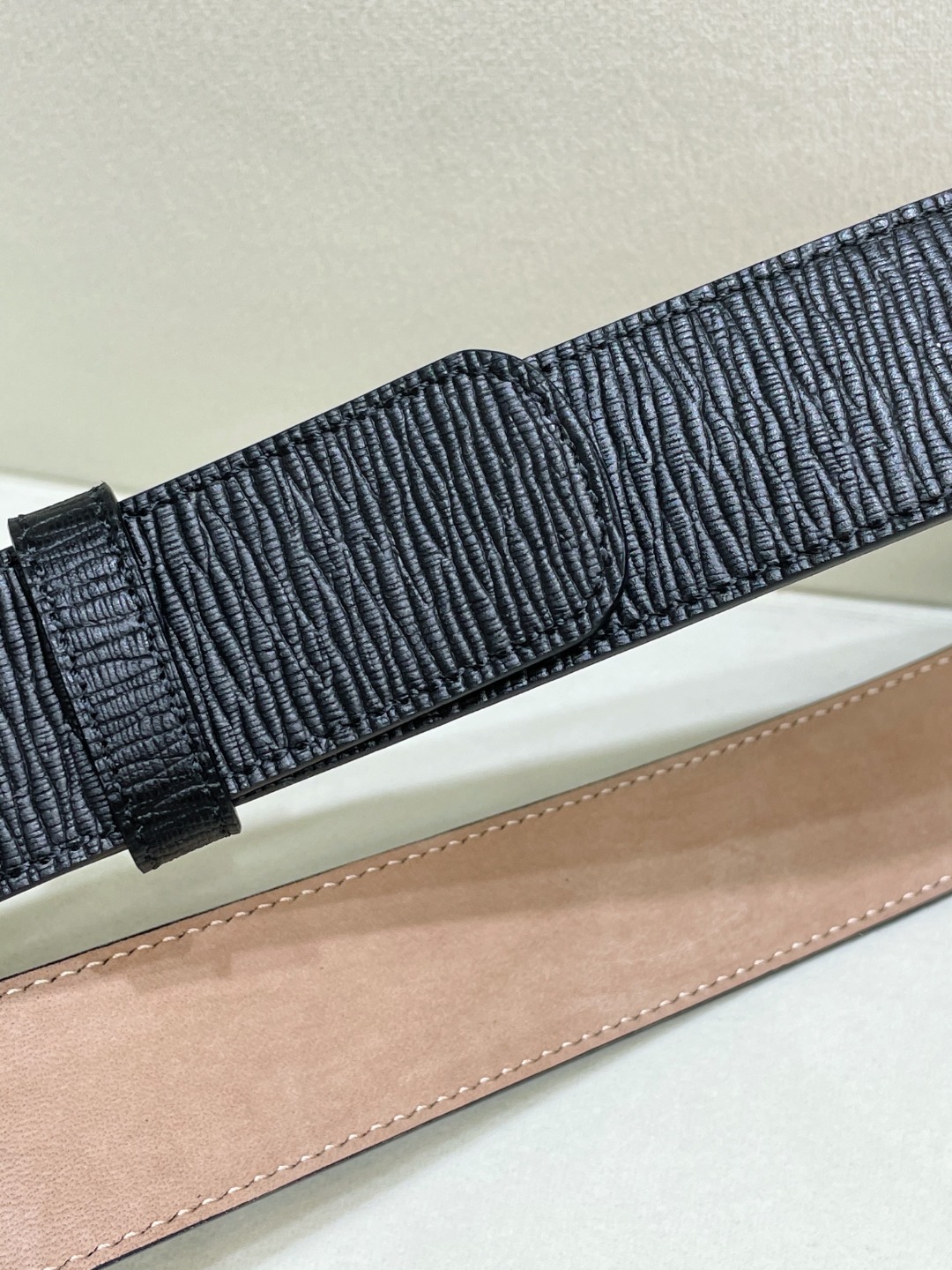 Salvatore Ferragamo Belt in Black