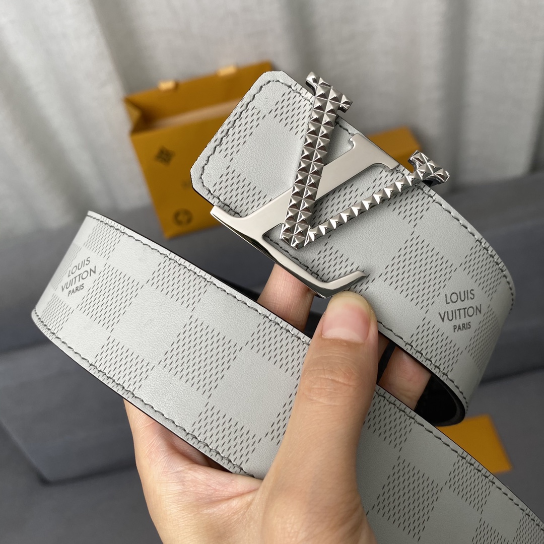 Louis Vuitton Belt in White