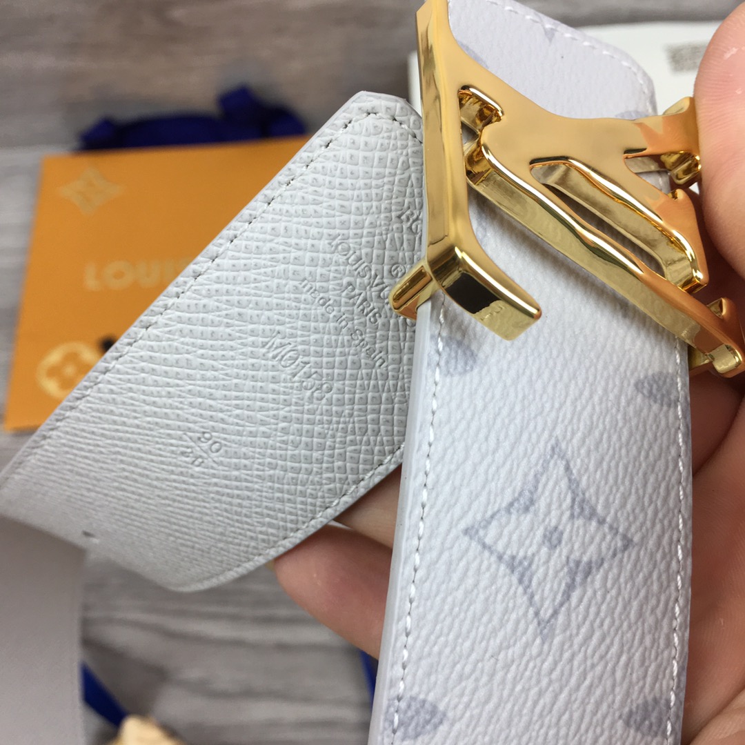 Louis Vuitton Belt in White