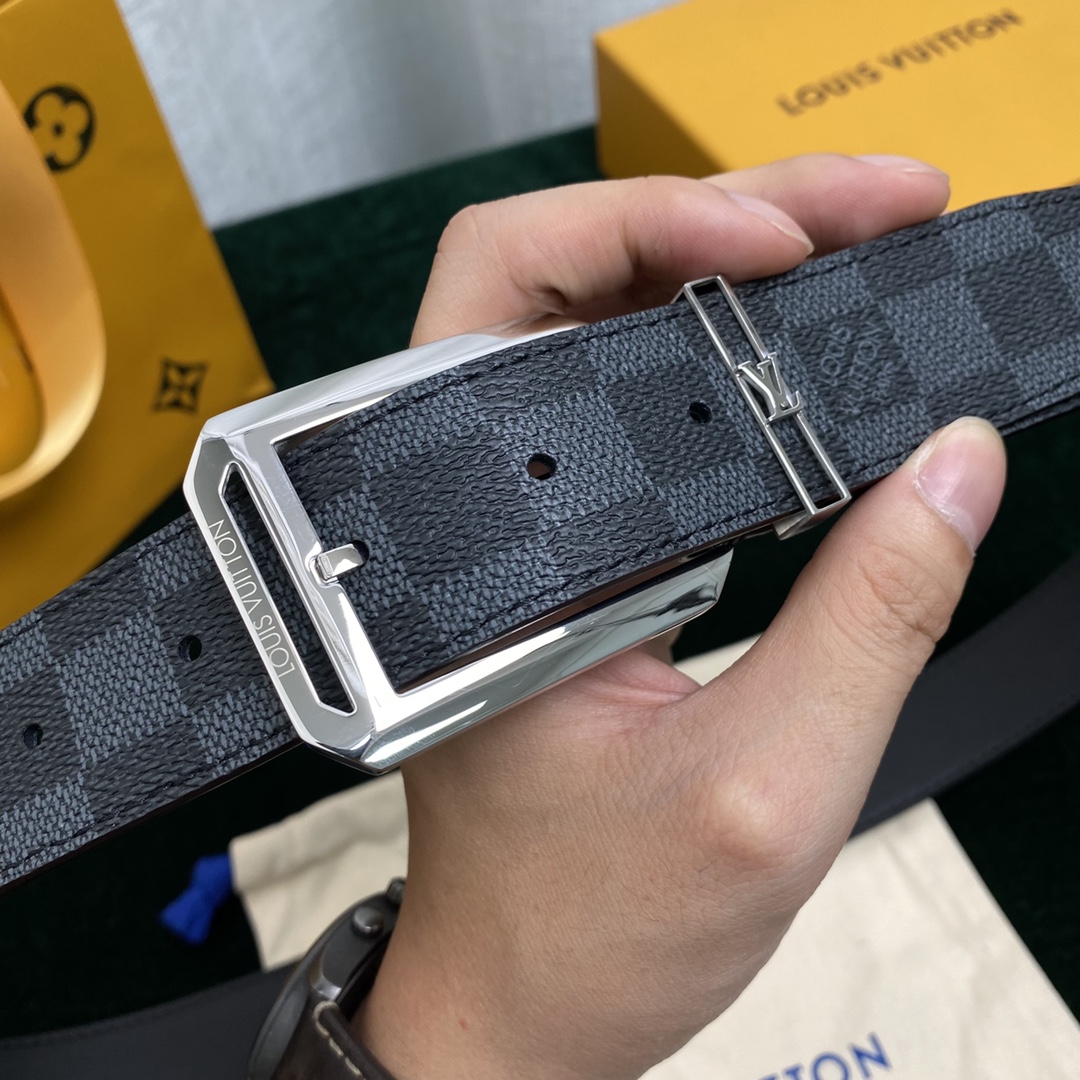 Louis Vuitton Belt in royal blue