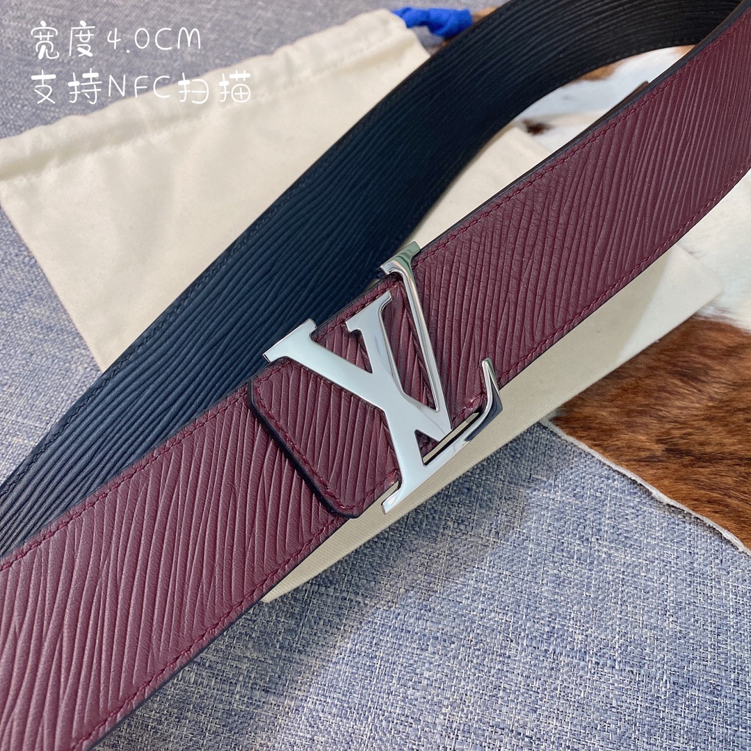Louis Vuitton Belt in claret