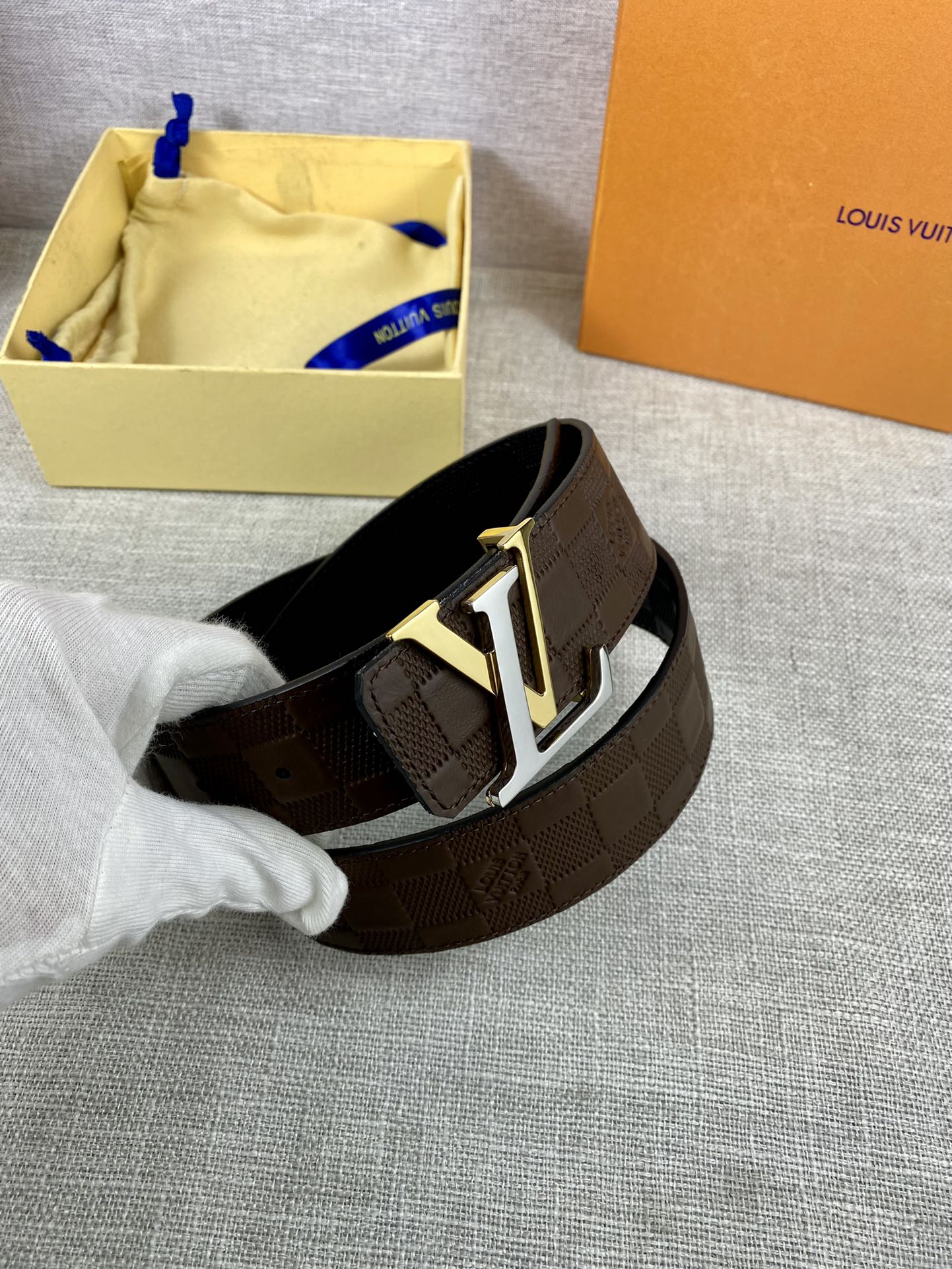 Louis Vuitton Belt in Brown