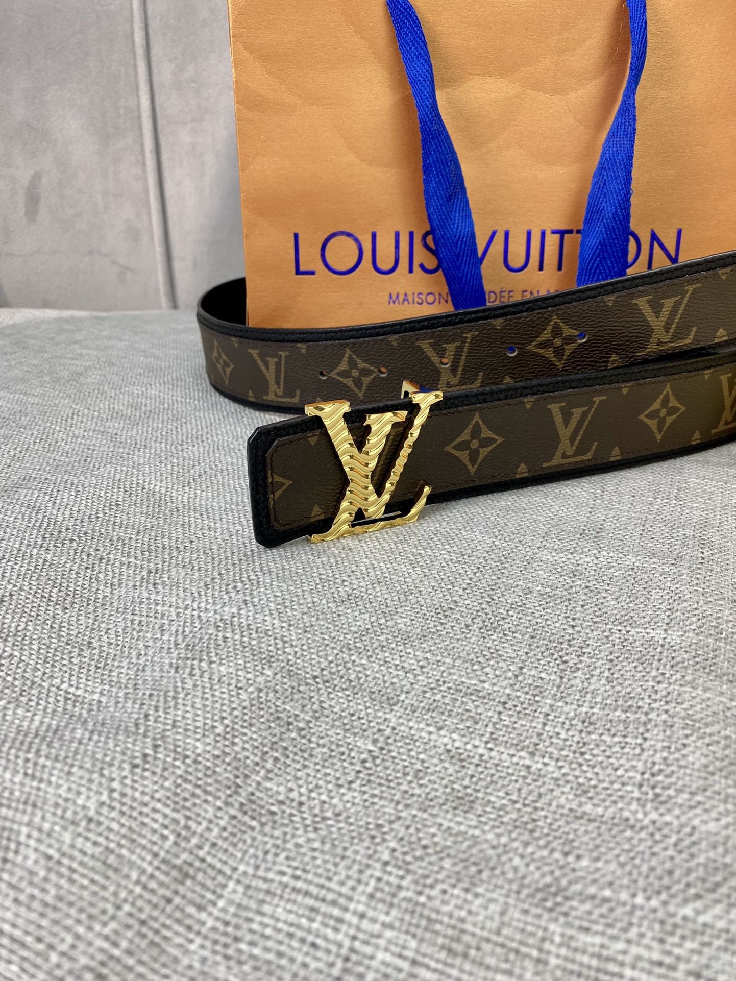 Louis Vuitton Belt in Brown