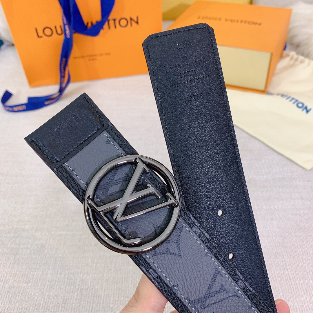 Louis Vuitton Belt in Blue