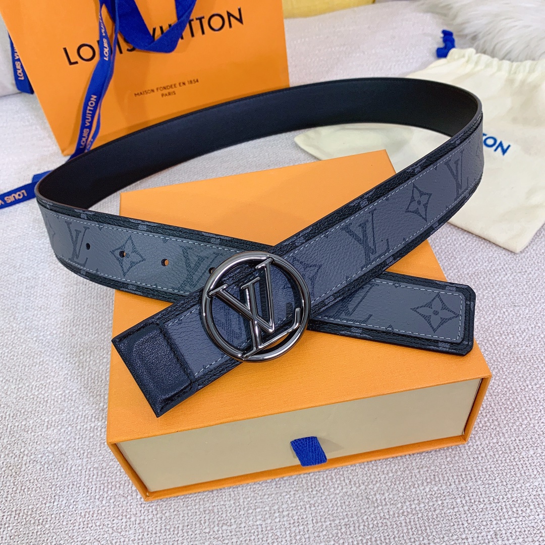 Louis Vuitton Belt in Blue