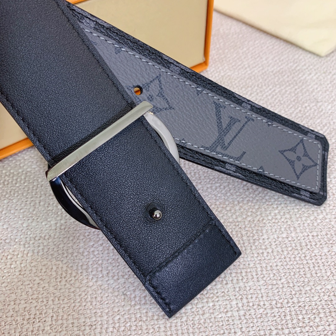 Louis Vuitton Belt in Blue