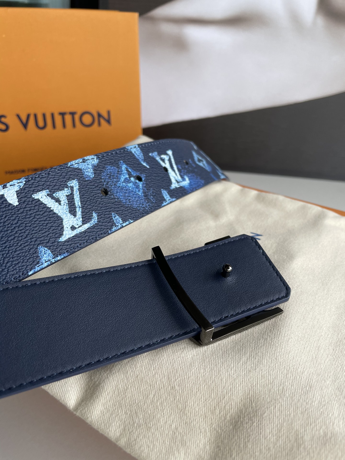 Louis Vuitton Belt in Blue