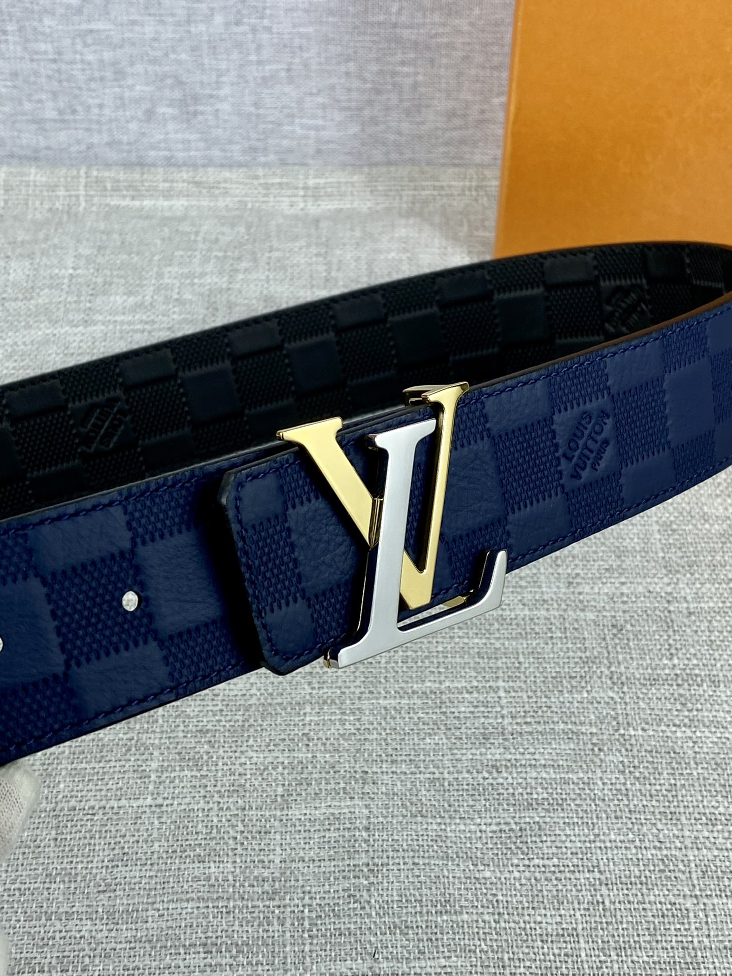 Louis Vuitton Belt in Blue