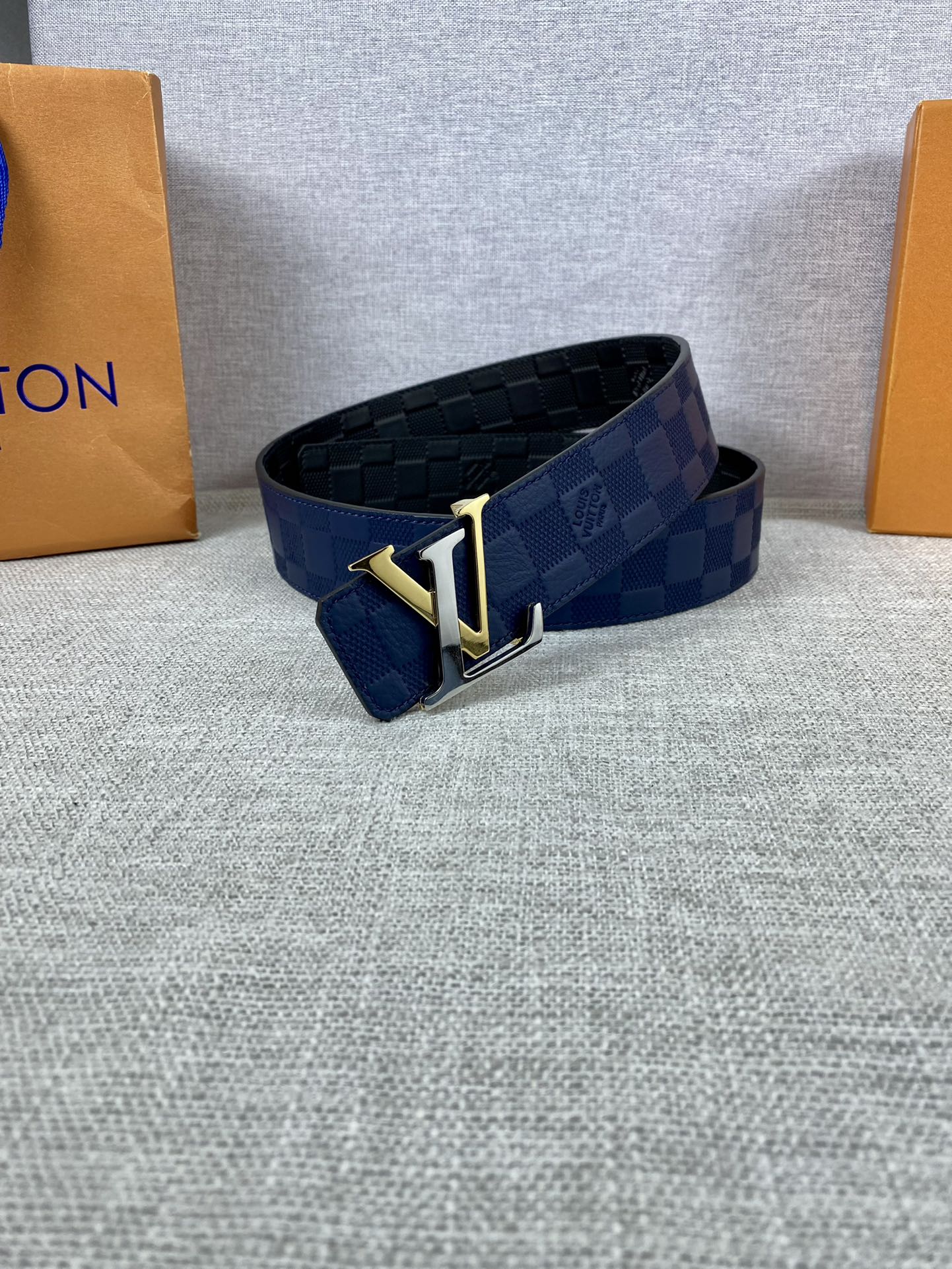 Louis Vuitton Belt in Blue