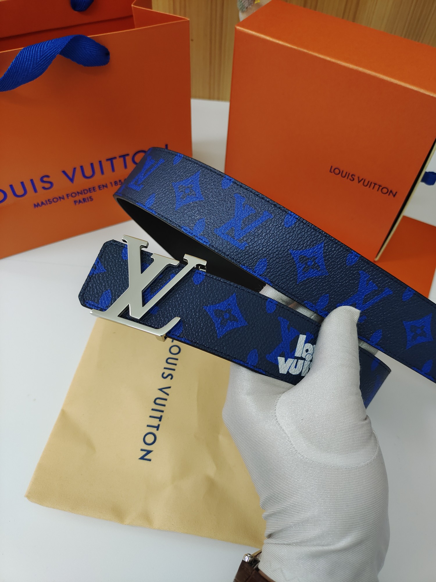 Louis Vuitton Belt in Blue