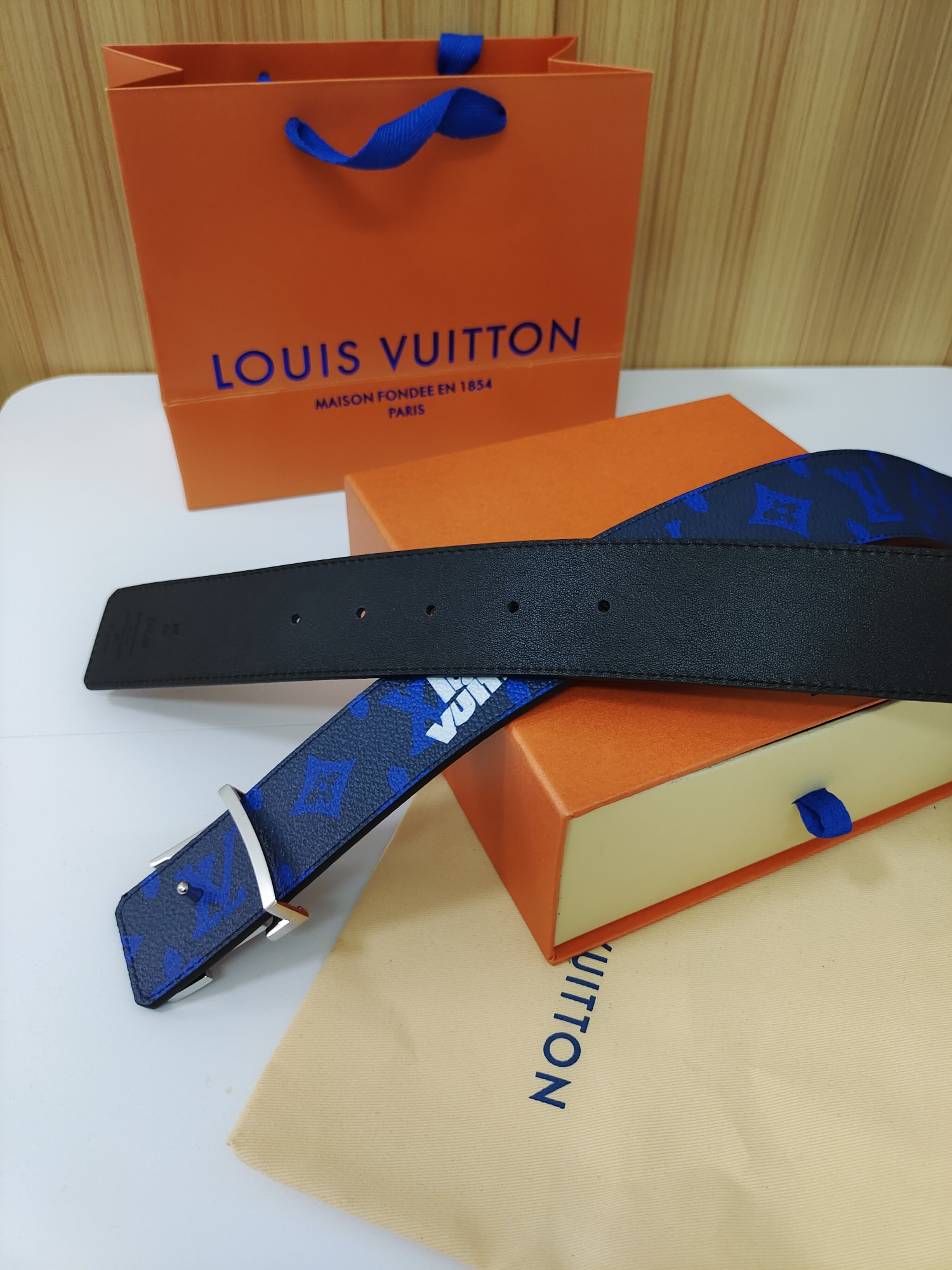 Louis Vuitton Belt in Blue