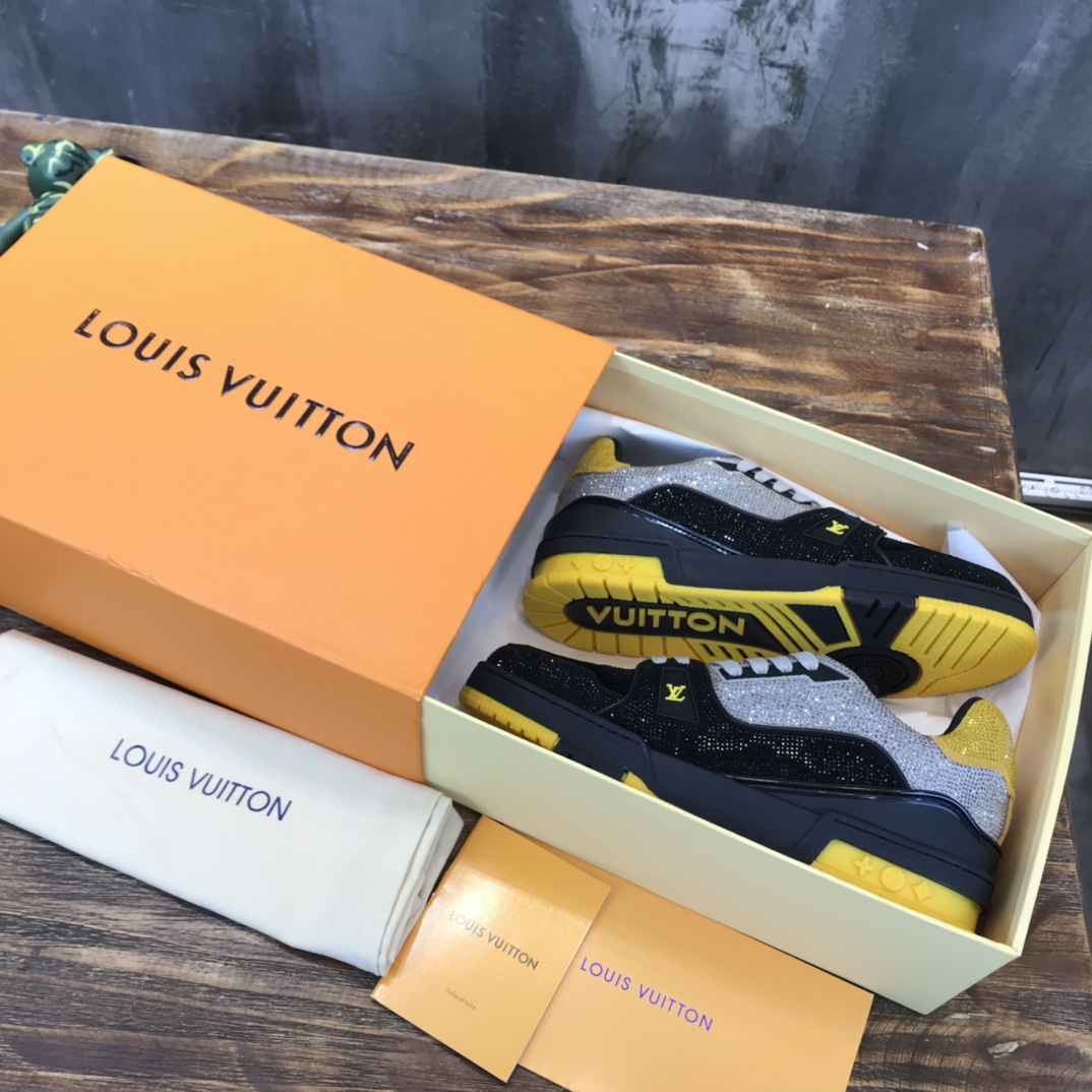 LV top quality New collection fashion show sneaker