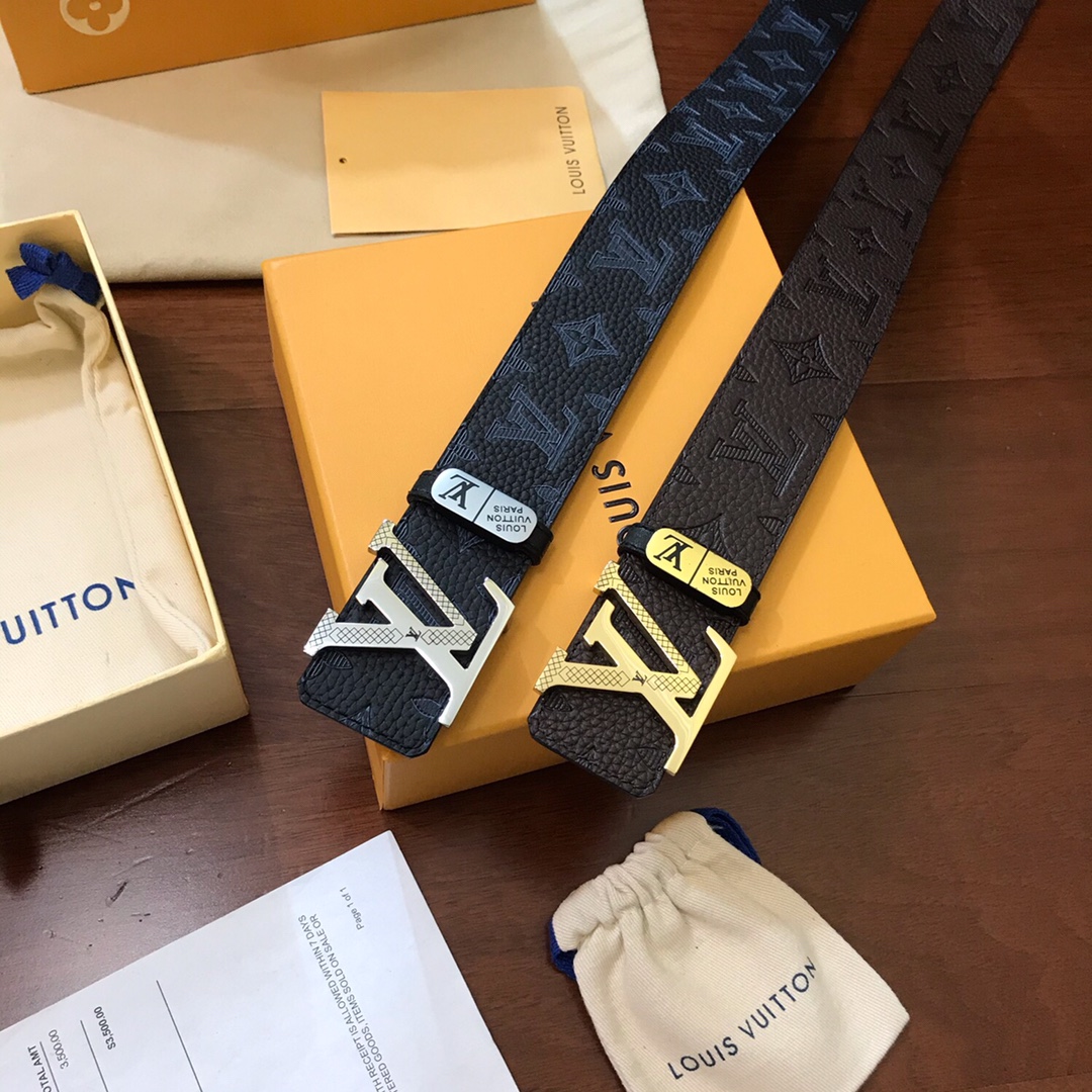 Louis Vuitton Belt in Black