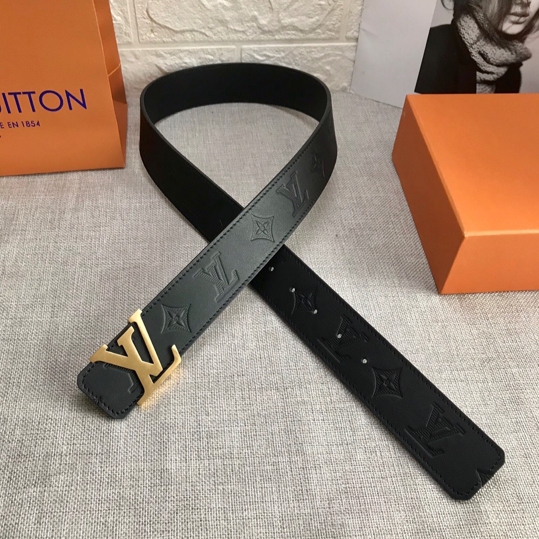 Louis Vuitton Belt in Black