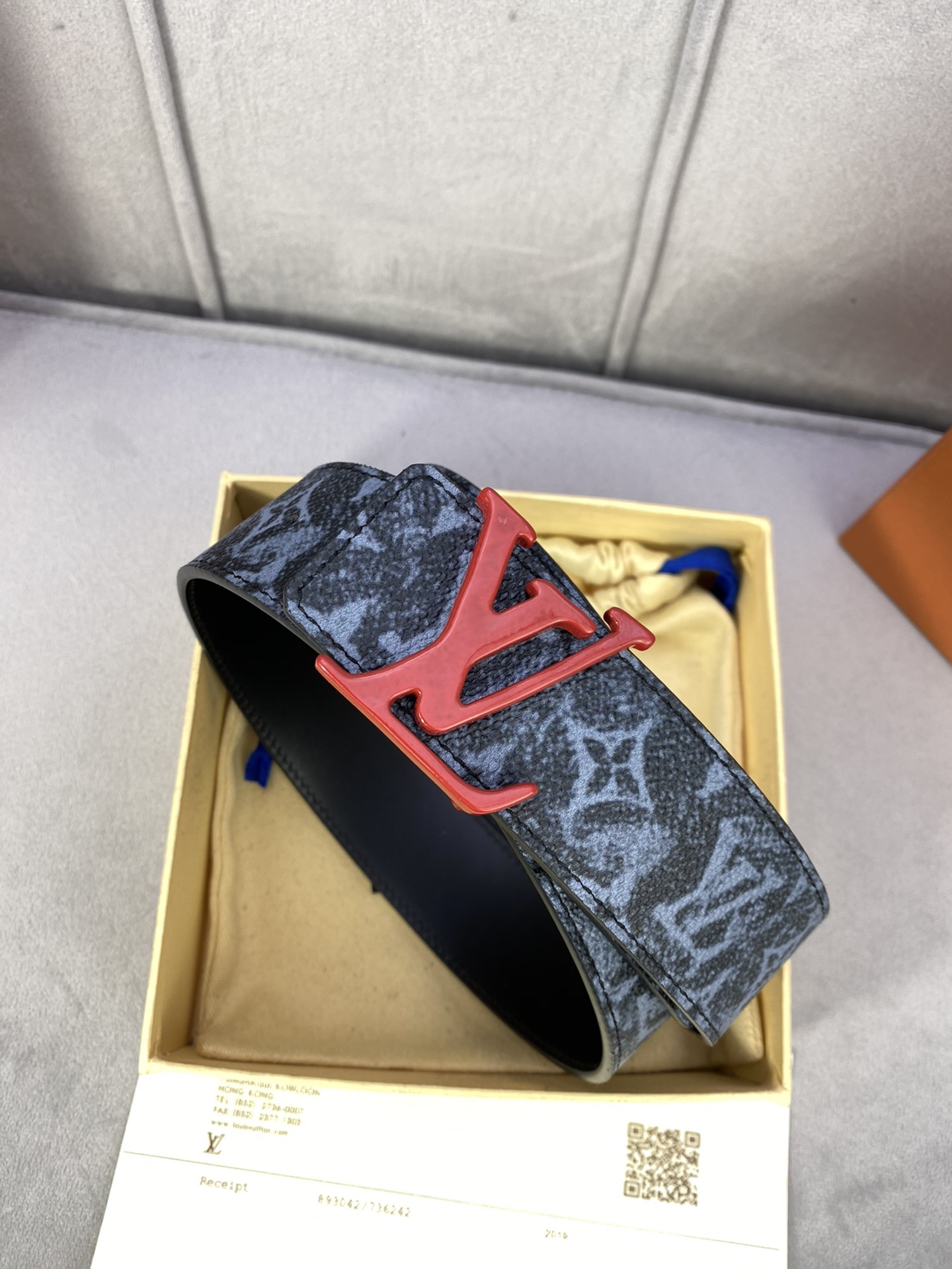 Louis Vuitton Belt in Black