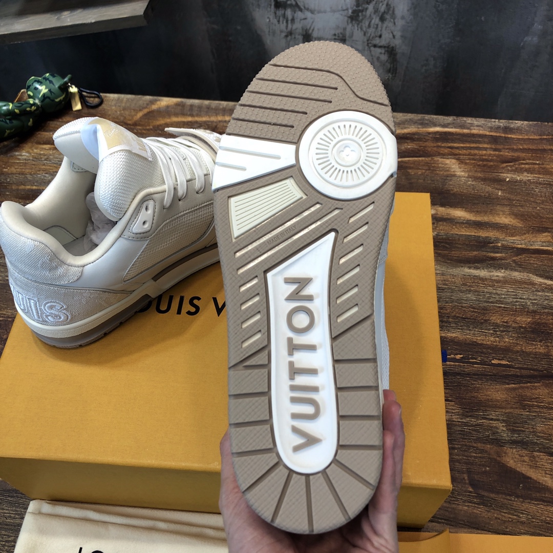 LV top quality New collection fashion show sneaker