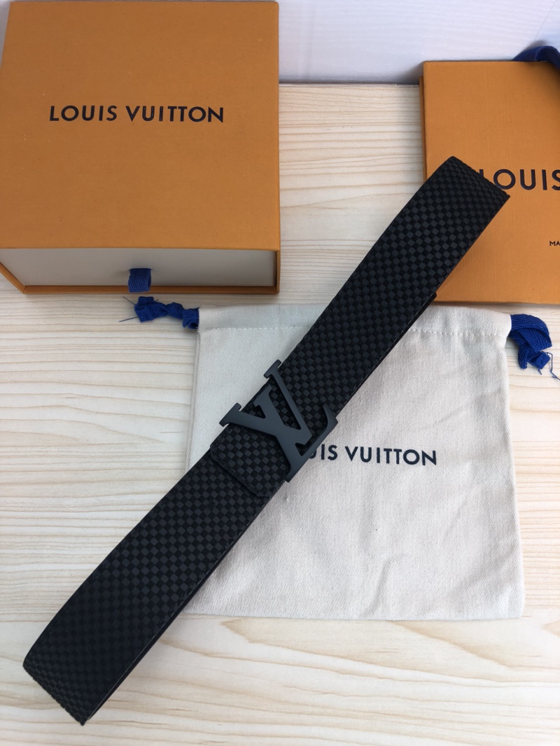 Louis Vuitton Belt in Black