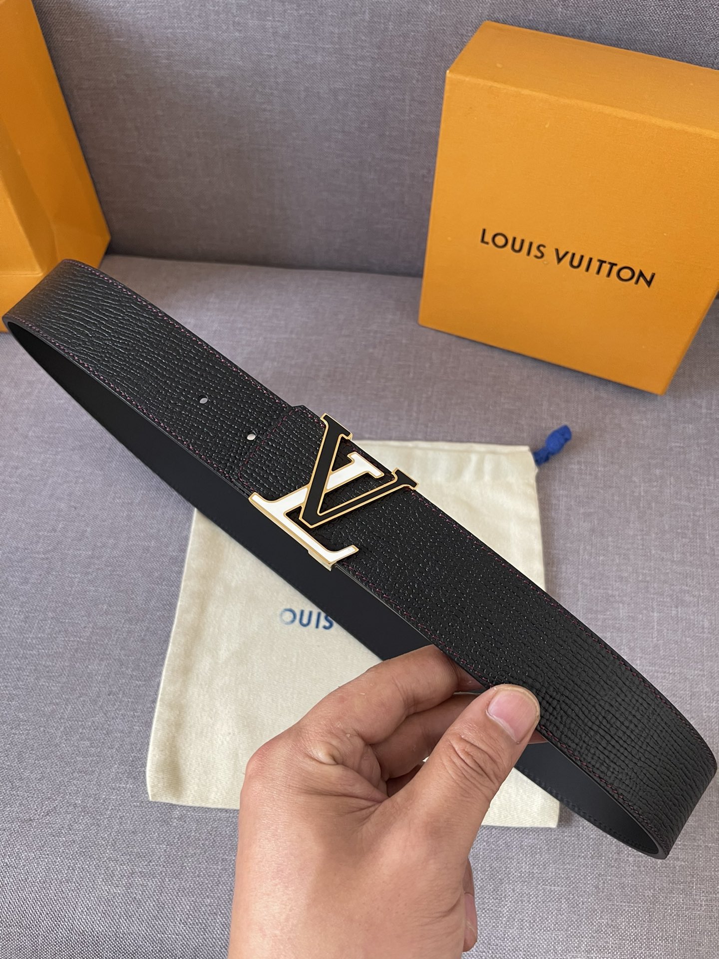 Louis Vuitton Belt in Black