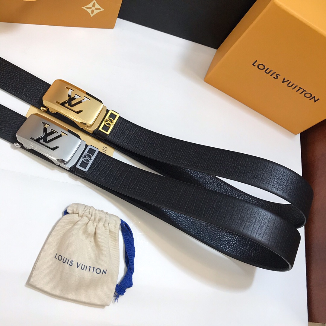 Louis Vuitton Belt in Black