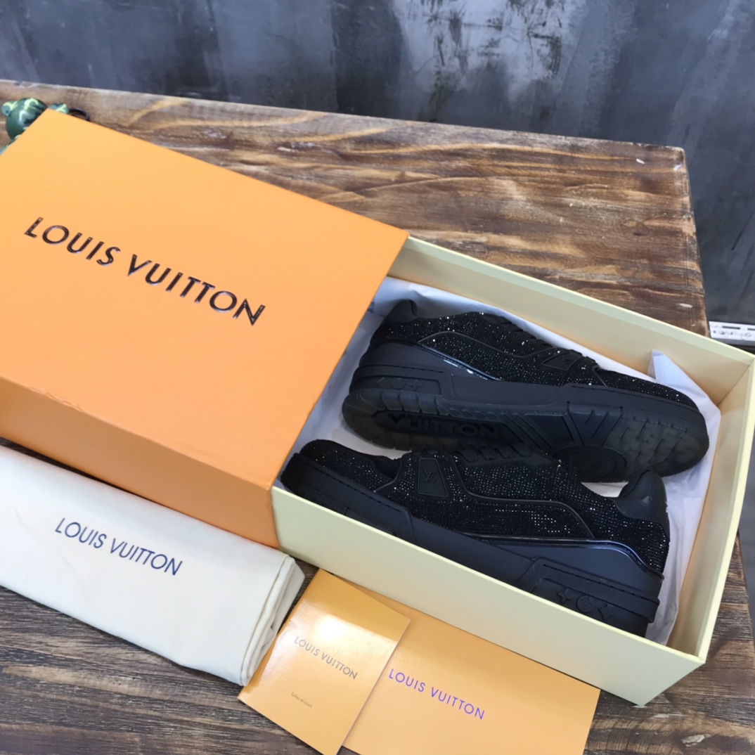 LV top quality New collection fashion show sneaker