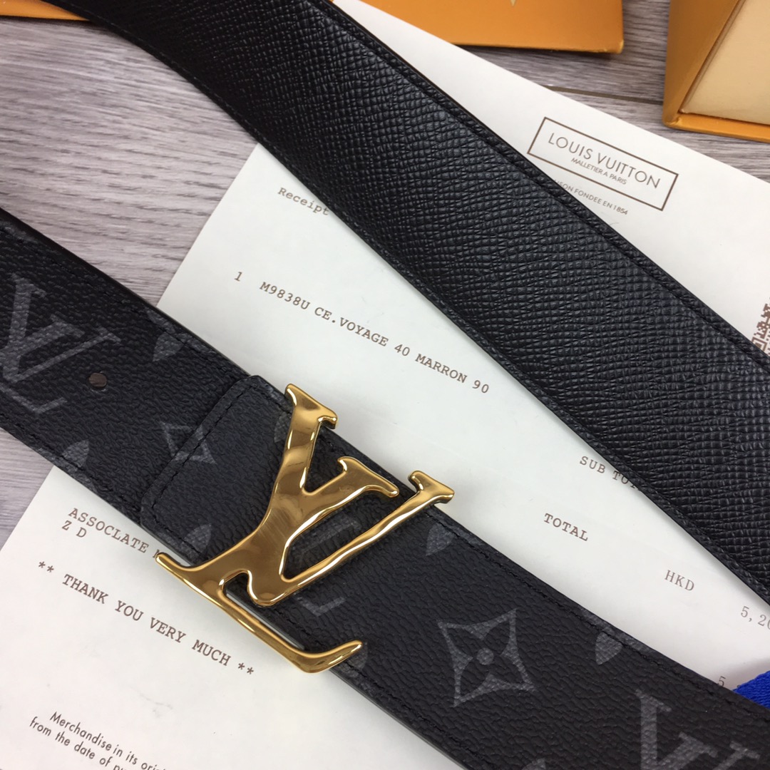 Louis Vuitton Belt in Black