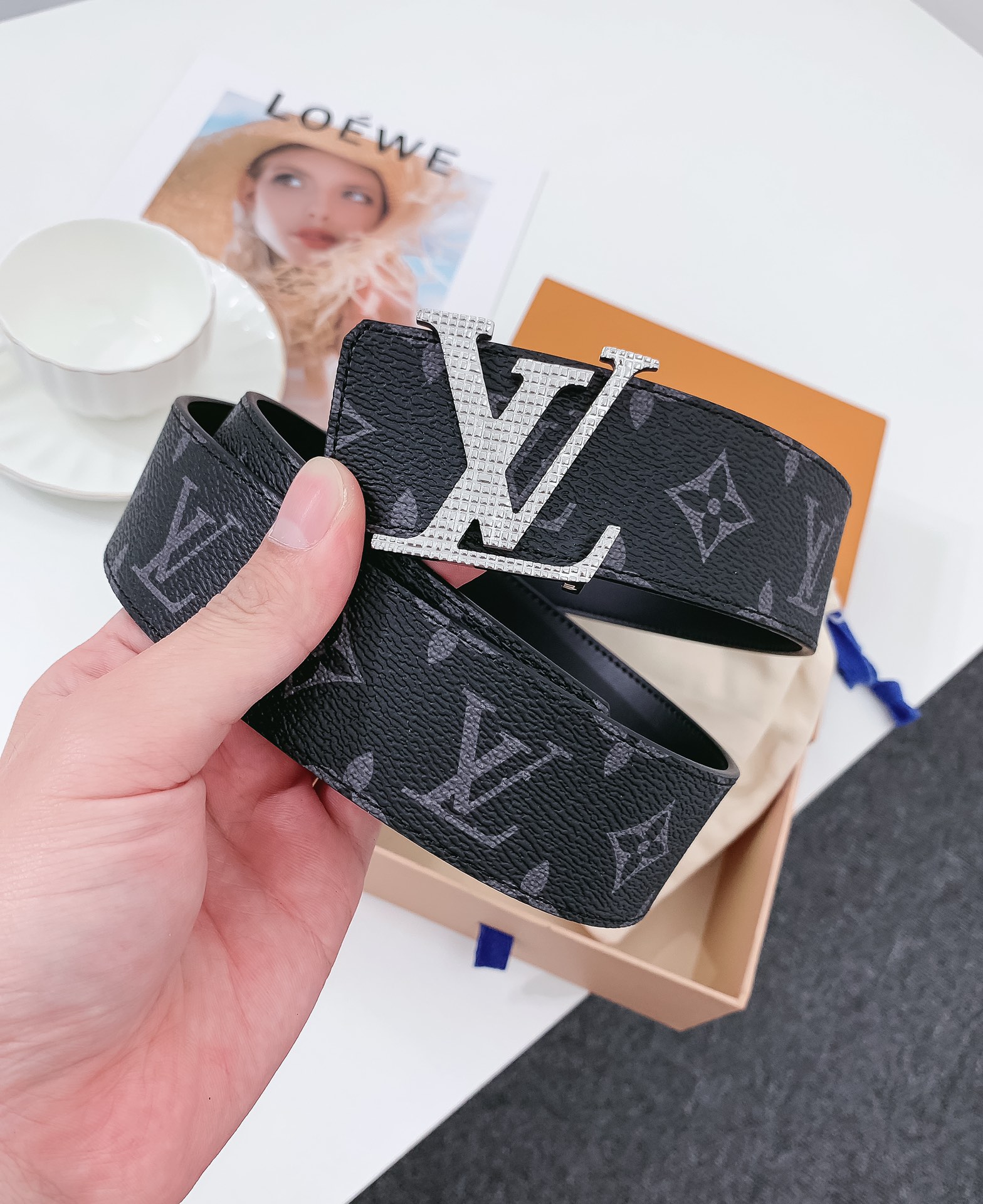 Louis Vuitton Belt in Black