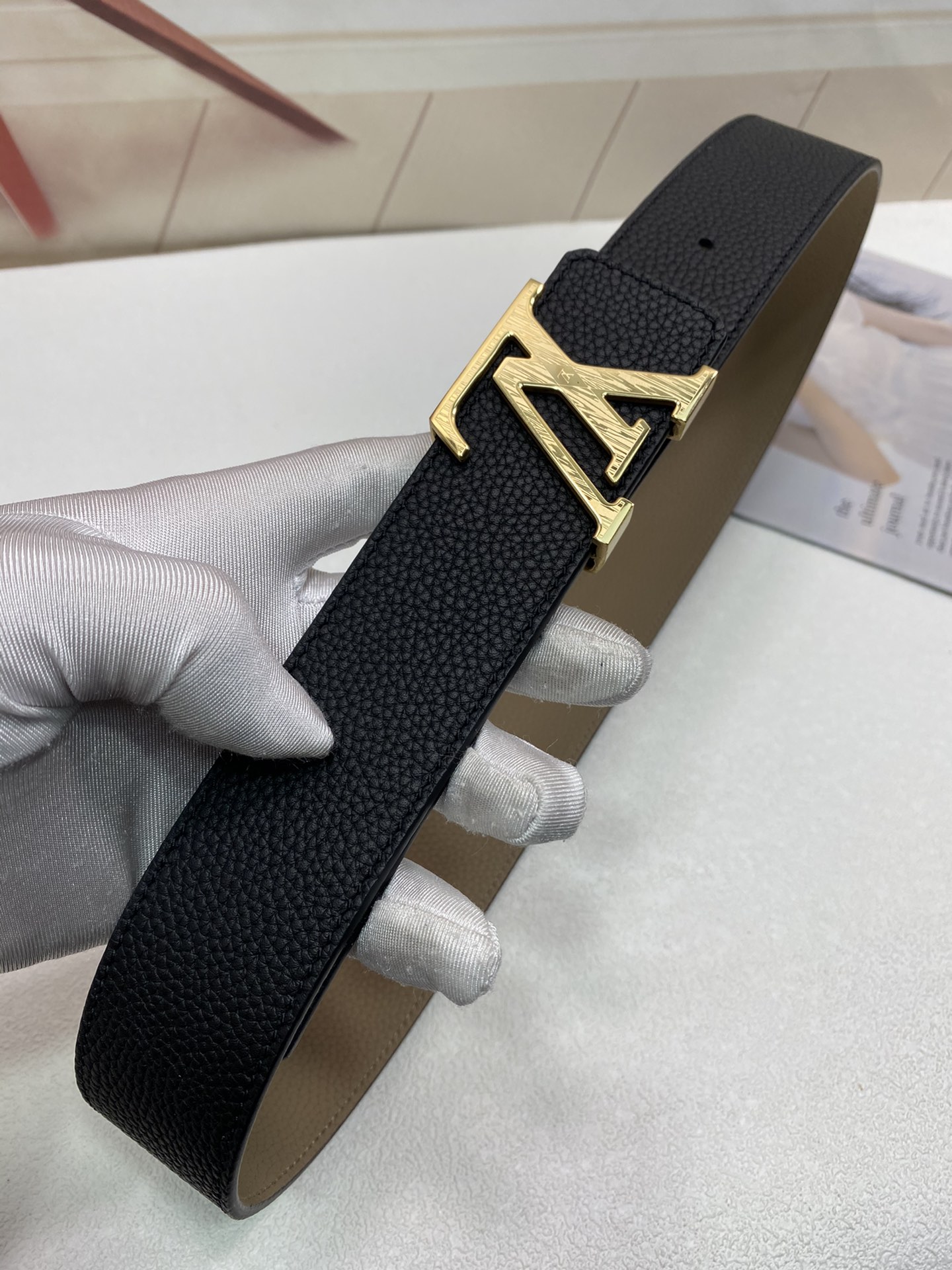 Louis Vuitton Belt in Black